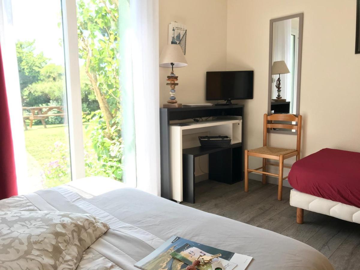 Hotel Aux Tamaris Sauzon Экстерьер фото