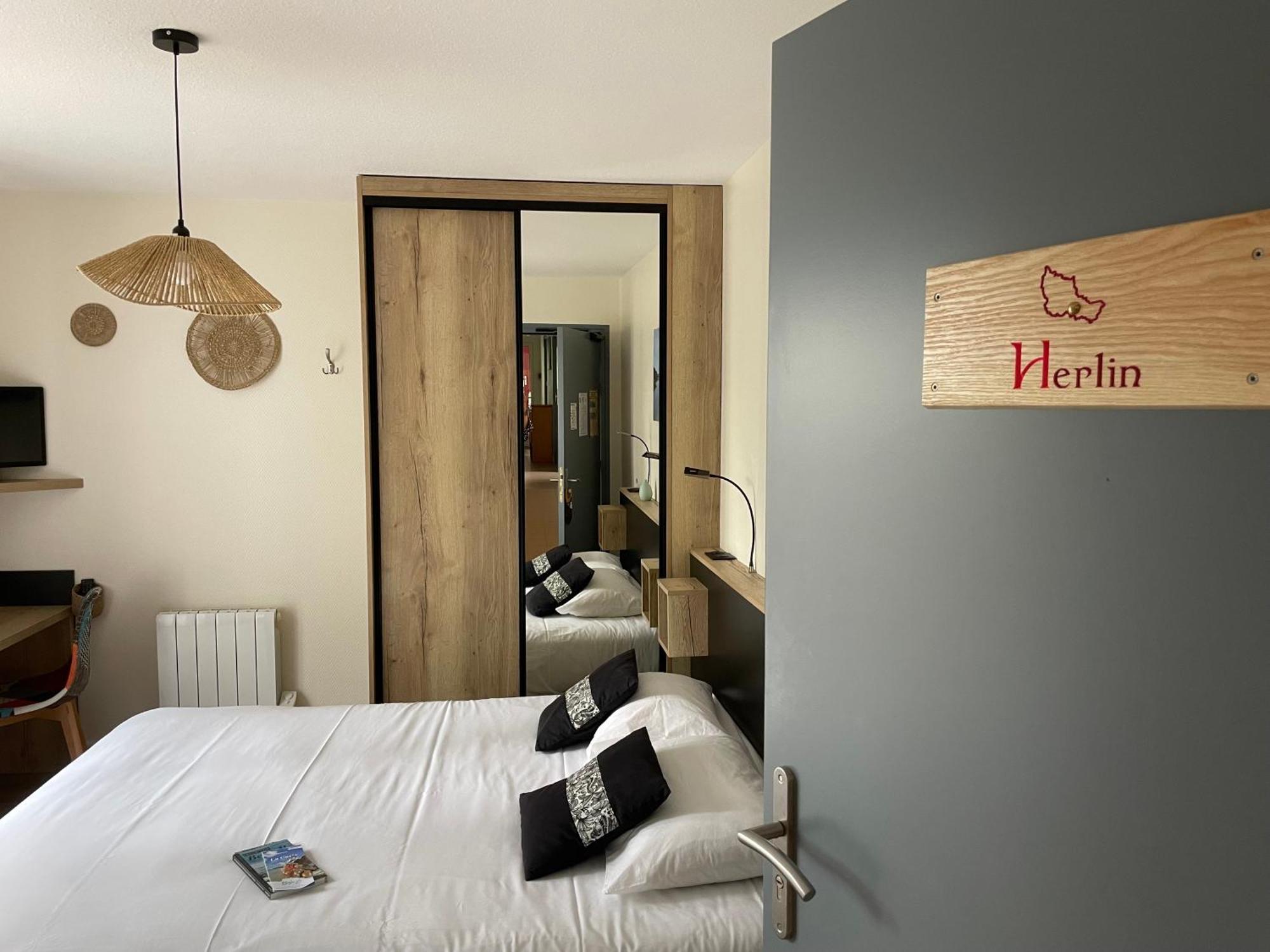 Hotel Aux Tamaris Sauzon Экстерьер фото