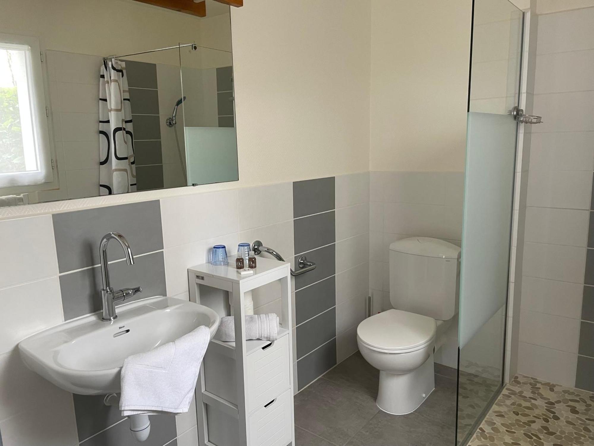 Hotel Aux Tamaris Sauzon Экстерьер фото